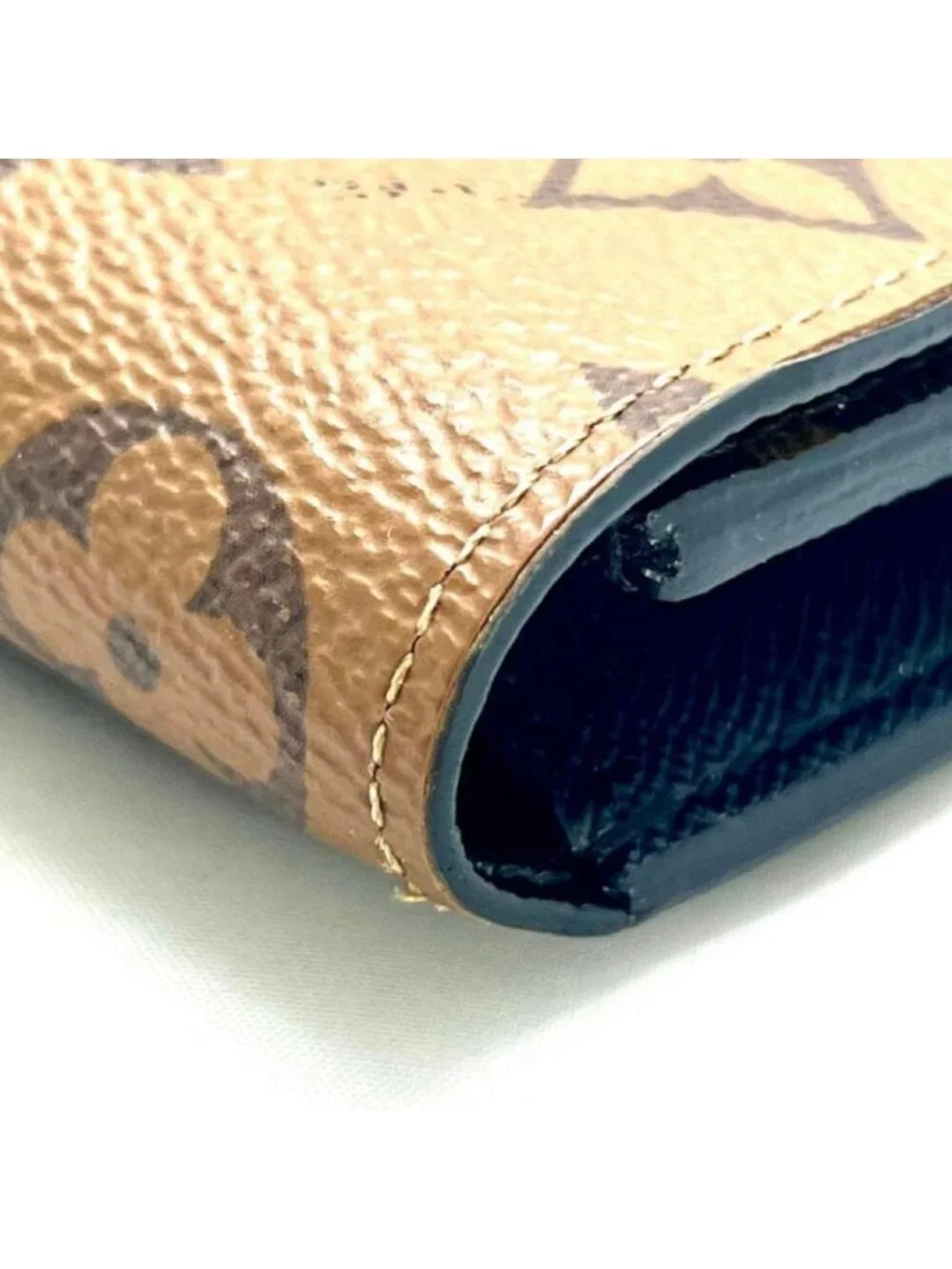 Louis Vuitton Monogram Reverse Portefeuille Emily Wallet